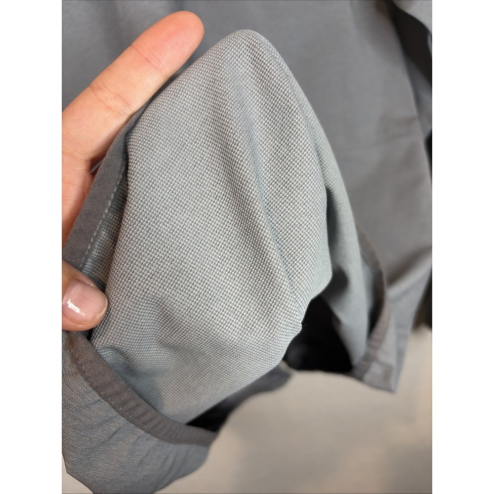 Columbia Lightweight Full Zip‎ Jacket/Windbreaker  Size Medium, Grey - Picture 6 of 6